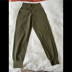 Colorfulkoala Joggers - Olive